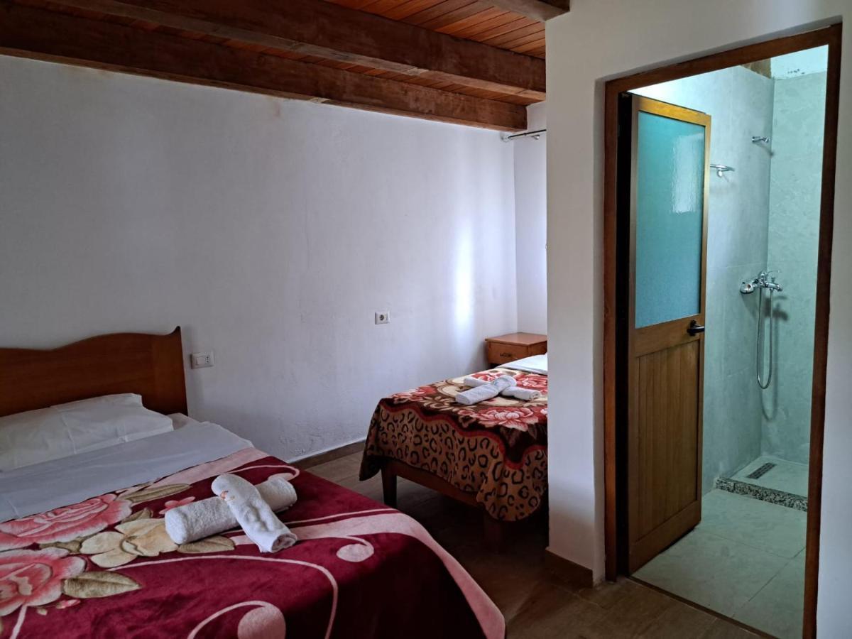 Guesthouse Te Tata Theth Buitenkant foto