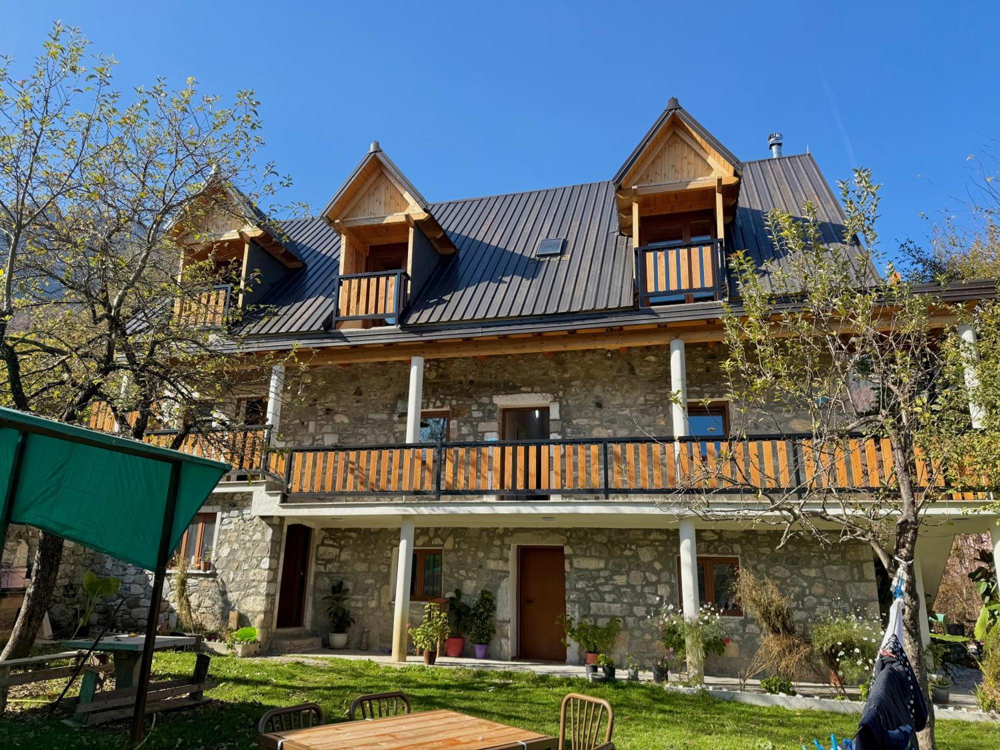 Guesthouse Te Tata Theth Buitenkant foto